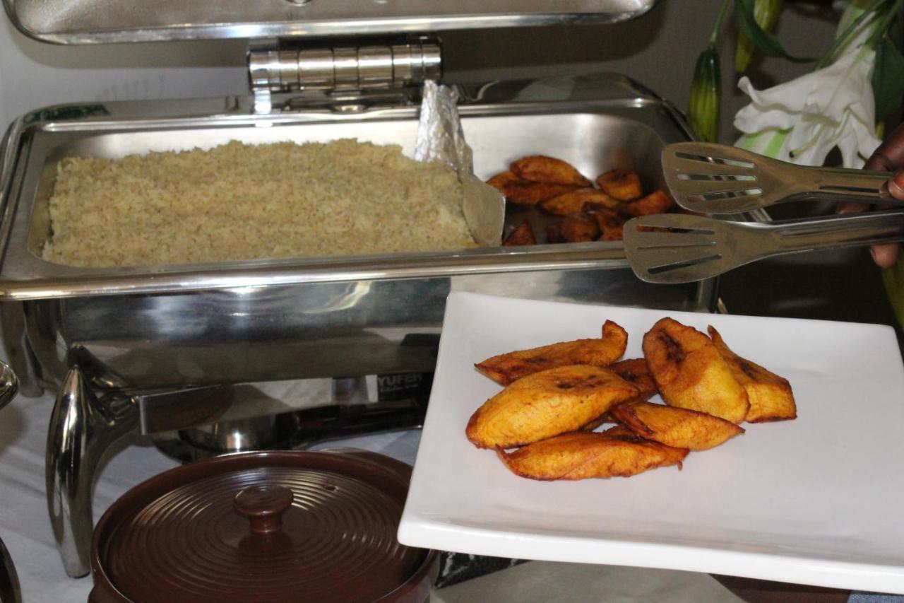Hotel Amaritsah Brazzaville Eksteriør bilde