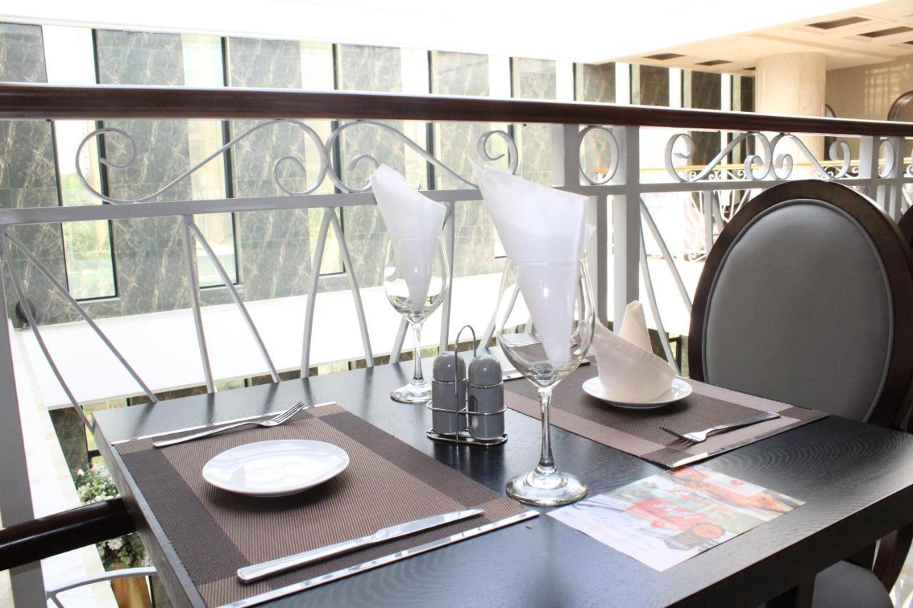 Hotel Amaritsah Brazzaville Eksteriør bilde