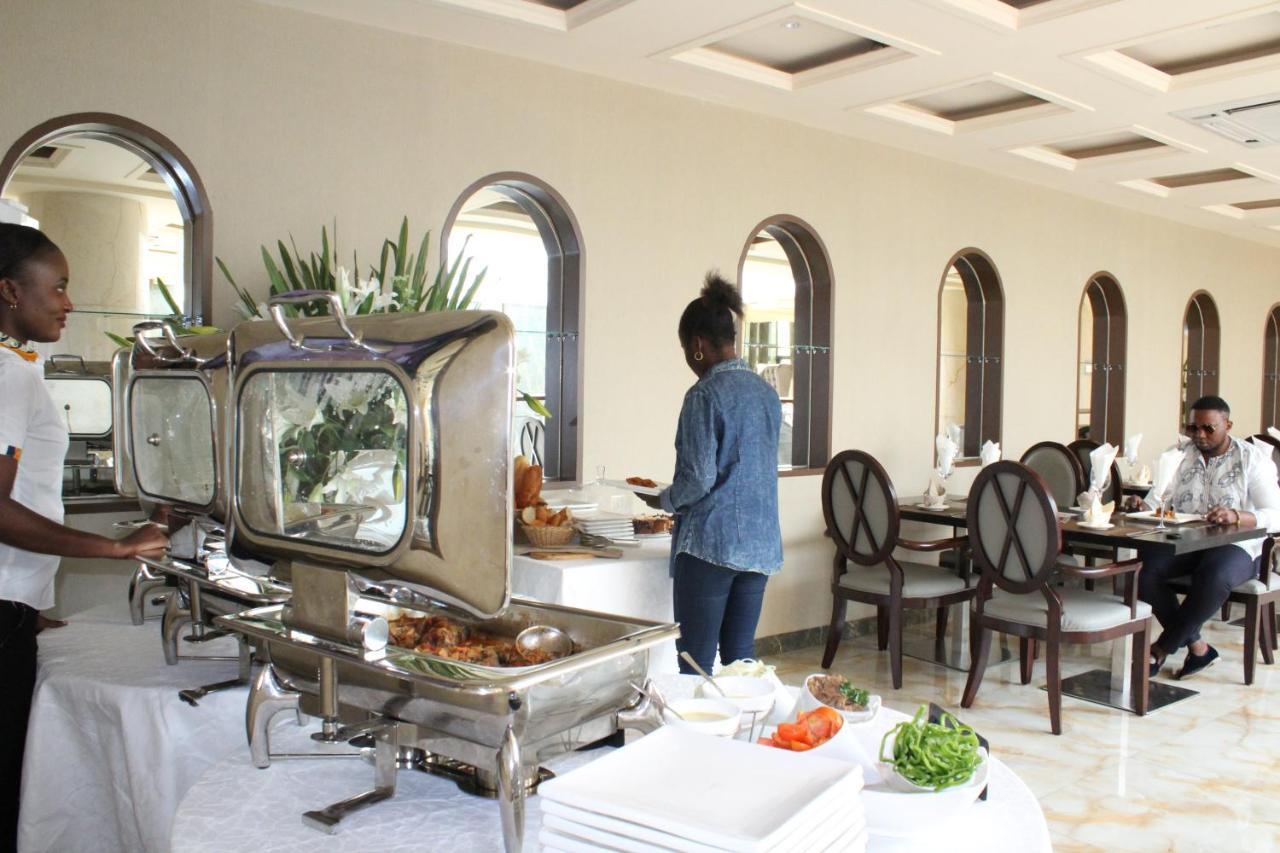 Hotel Amaritsah Brazzaville Eksteriør bilde